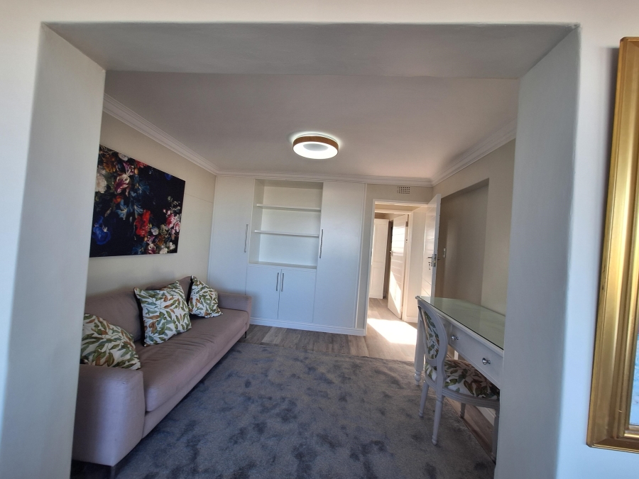 To Let 2 Bedroom Property for Rent in Muizenberg Western Cape
